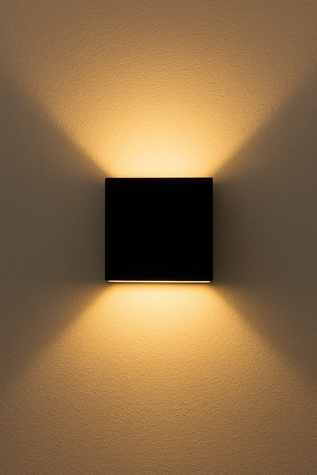 Square shape outdoor light💡 (1+1), Lock option, Water Proof🤿